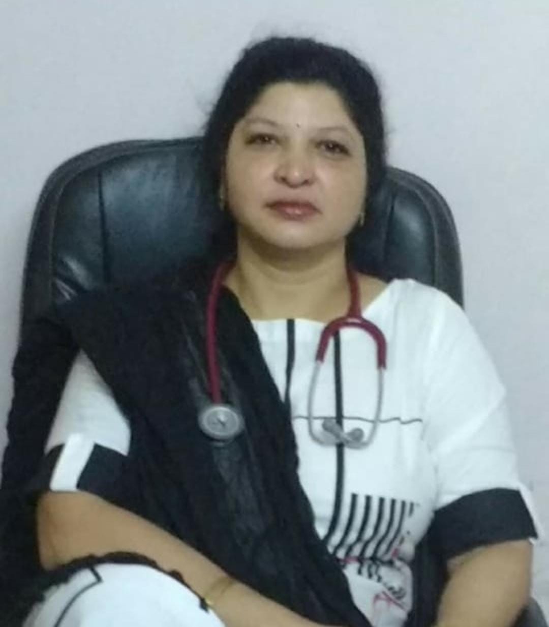 Doctor Swati Chauhan at secondmedic