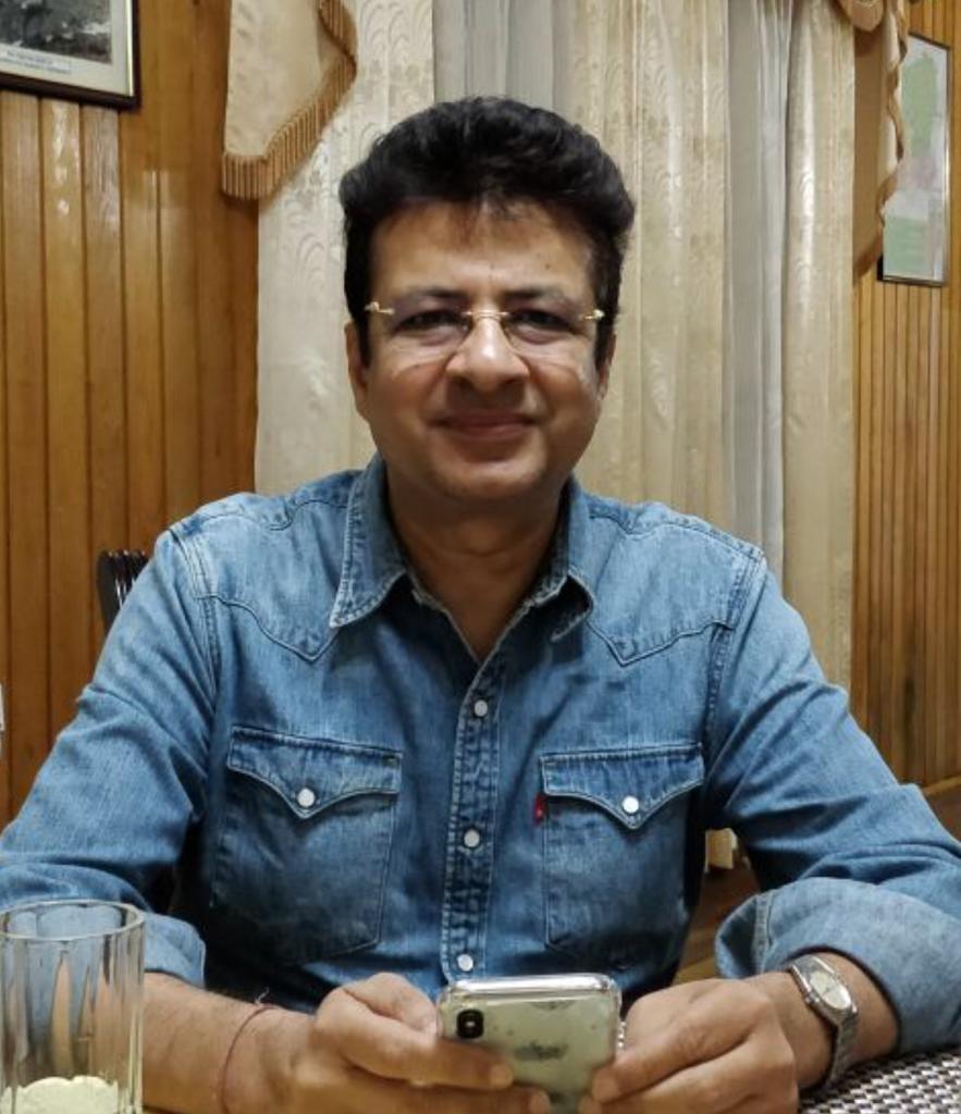 Dr. Sanjeev Chhaparia